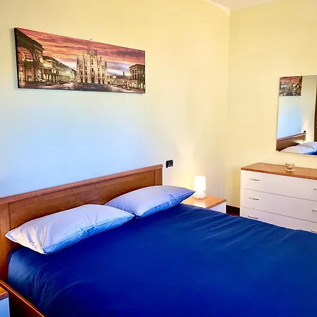 Casa Renata Milano Navigli Fiere Apartment *